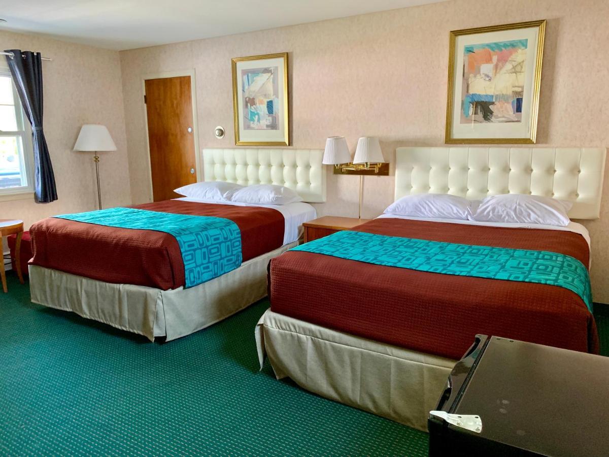 ฮาวเวิร์ด จอห์นสัน บาย วินด์แฮม วิลเลียมส์ทาวน์ Motel ภายนอก รูปภาพ